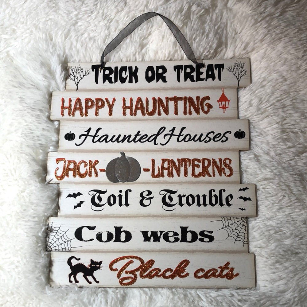 🎃 Halloween Sign 👻 Trick or Treat 🐈‍⬛ Haunting 🦇 Jack O’Lanterns 💀 NEW 🕷️